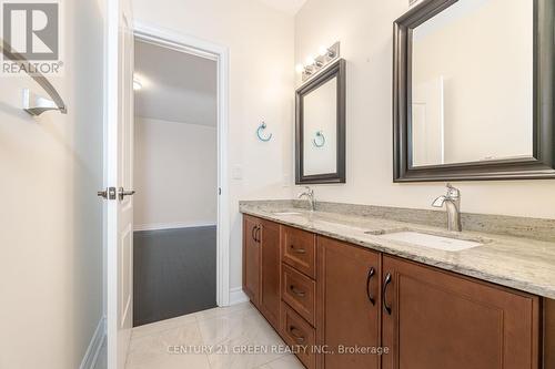 20 Foothills Crescent, Brampton, ON - Indoor Photo Showing Bathroom