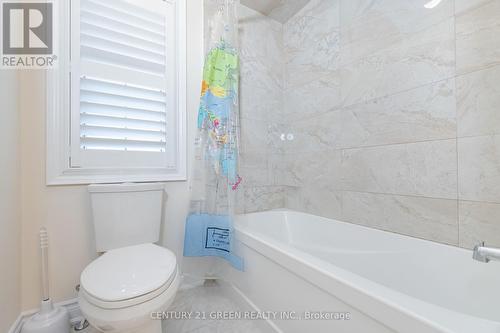 20 Foothills Crescent, Brampton, ON - Indoor Photo Showing Bathroom