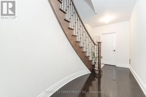 20 Foothills Crescent, Brampton, ON - Indoor Photo Showing Other Room