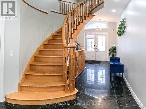 584 Pinery Trail, Waterloo, ON - Indoor Photo Showing Other Room