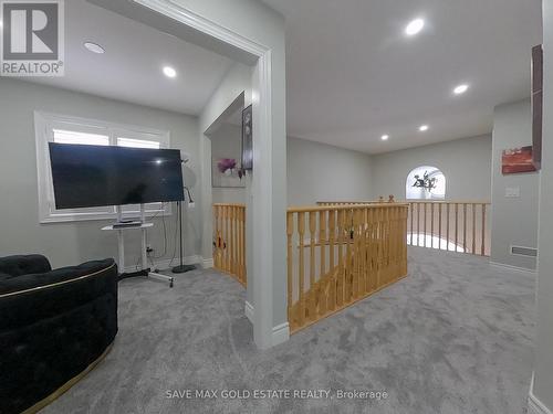 584 Pinery Trail, Waterloo, ON - Indoor