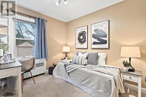 66 Quebec Street, Oshawa (Central), ON - Indoor Photo Showing Bedroom