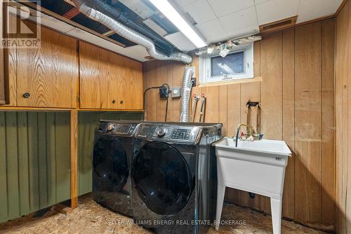 66 Quebec Street, Oshawa (Central), ON - Indoor Photo Showing Laundry Room