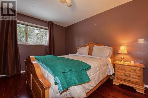 1355 Kallyn Road, Williams Lake, BC - Indoor Photo Showing Bedroom