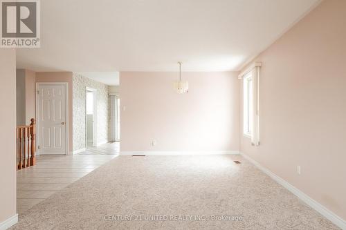 2278 Wintergreen Trail, Peterborough (Monaghan), ON - Indoor Photo Showing Other Room