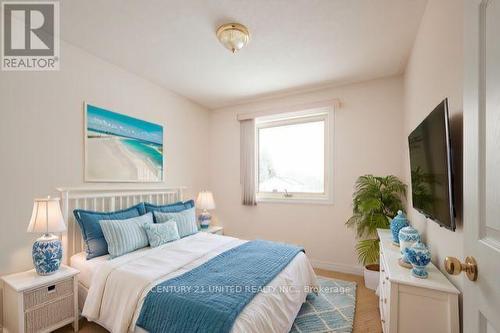 2278 Wintergreen Trail, Peterborough (Monaghan), ON - Indoor Photo Showing Bedroom