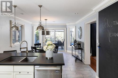 1209 Bowman Drive, Oakville, ON - Indoor Photo Showing Kitchen With Double Sink