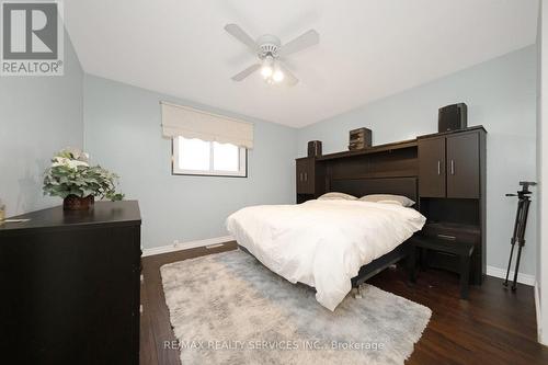 45 Griselda Crescent N, Brampton, ON - Indoor Photo Showing Bedroom