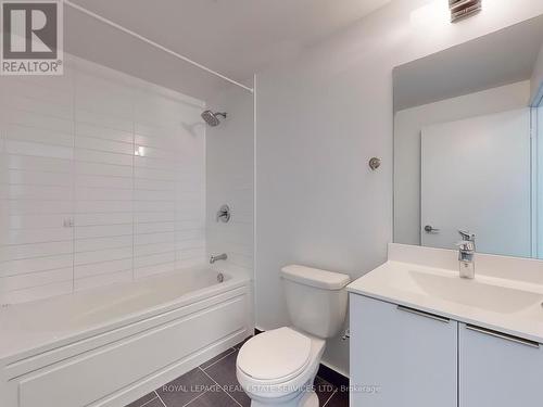 4620 - 30 Shore Breeze Drive, Toronto, ON - Indoor Photo Showing Bathroom