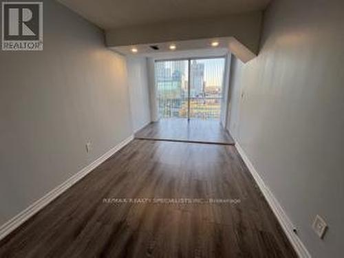 1409 - 350 Webb Drive, Mississauga, ON - Indoor Photo Showing Other Room