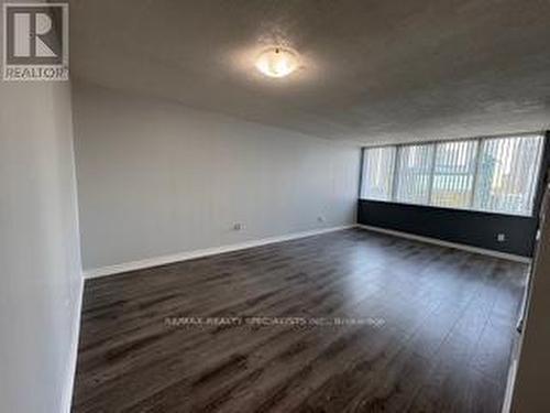 1409 - 350 Webb Drive, Mississauga, ON - Indoor Photo Showing Other Room