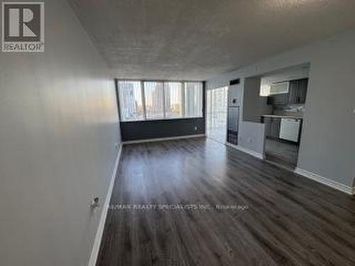 1409 - 350 Webb Drive, Mississauga, ON - Indoor Photo Showing Other Room