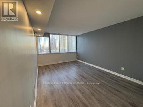 1409 - 350 Webb Drive, Mississauga, ON - Indoor Photo Showing Other Room