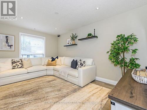 56 Cedarvale Avenue, Guelph, ON - Indoor Photo Showing Living Room