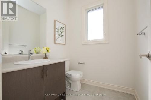 92 Elstone Place, Hamilton, ON - Indoor Photo Showing Bathroom