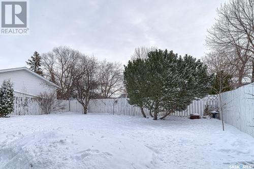 1340 Princess Crescent, Moose Jaw, SK - Outdoor