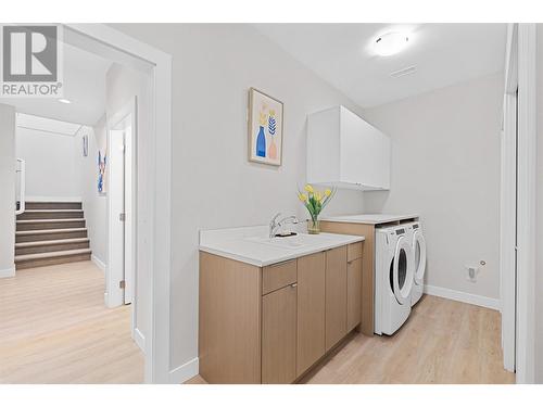 1341 Rocky Point Drive, Kelowna, BC - Indoor Photo Showing Laundry Room