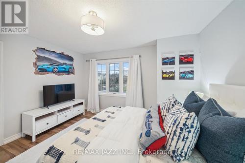 547 Shaftsbury Street, Oshawa (Eastdale), ON - Indoor Photo Showing Bedroom