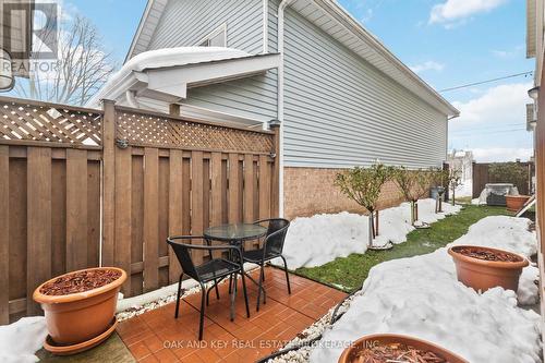 162 Chesley Avenue, London, ON - Outdoor With Exterior