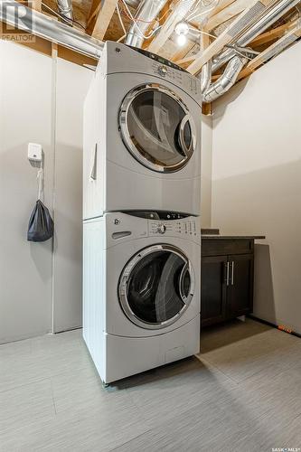 526 Gillies Cove, Saskatoon, SK - Indoor Photo Showing Laundry Room