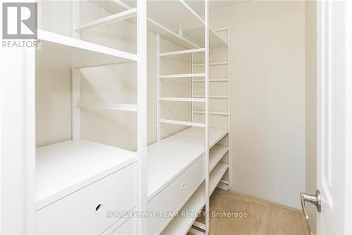 603 Reardon Private, Ottawa, ON - Indoor With Storage