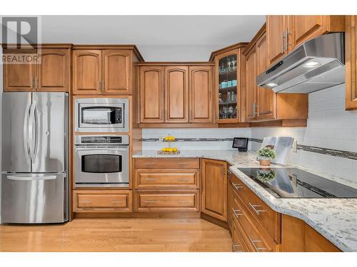 2061 Spyglass Way, West Kelowna, BC - Indoor Photo Showing Kitchen