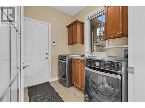 2061 Spyglass Way, West Kelowna, BC - Indoor Photo Showing Laundry Room