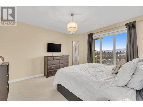 2061 Spyglass Way, West Kelowna, BC - Indoor Photo Showing Bedroom