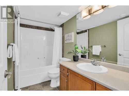 2061 Spyglass Way, West Kelowna, BC - Indoor Photo Showing Bathroom