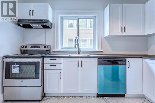 A  Main - 809 Duplex Avenue, Toronto, ON - Indoor Photo Showing Kitchen