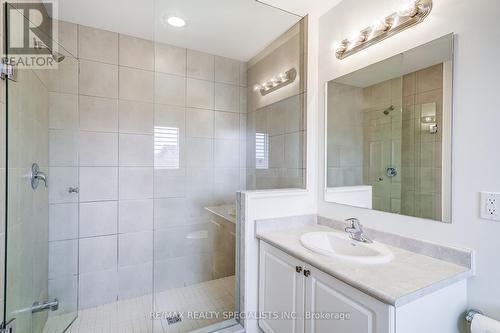 123 Rutherford Road, Bradford West Gwillimbury, ON - Indoor Photo Showing Bathroom