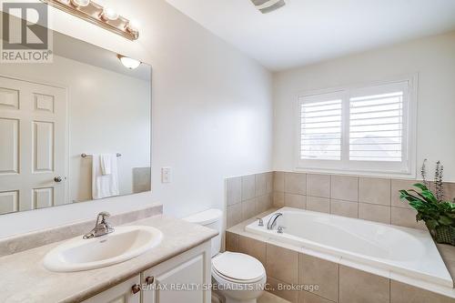 123 Rutherford Road, Bradford West Gwillimbury, ON - Indoor Photo Showing Bathroom