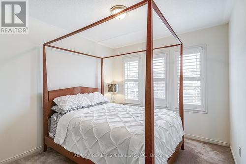 123 Rutherford Road, Bradford West Gwillimbury, ON - Indoor Photo Showing Bedroom