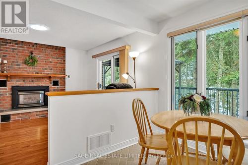 17 Patricia Place, Kawartha Lakes, ON - Indoor Photo Showing Dining Room