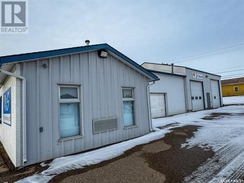 1451 North Service Road W, Swift Current, SK 