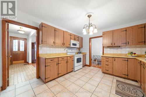 217 Mcfarlane Street, Peterborough (Ashburnham), ON - Indoor Photo Showing Kitchen