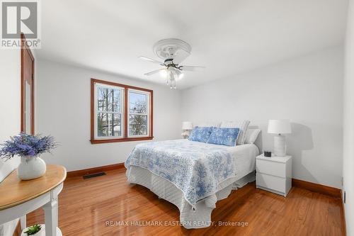 217 Mcfarlane Street, Peterborough (Ashburnham), ON - Indoor Photo Showing Bedroom