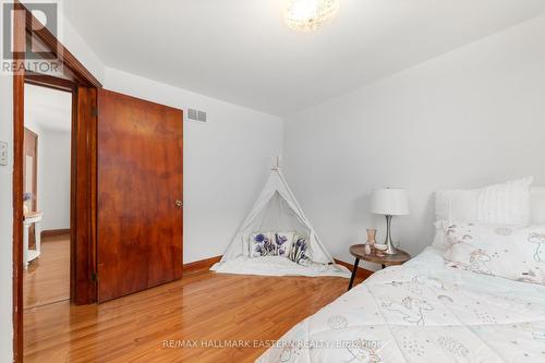 217 Mcfarlane Street, Peterborough (Ashburnham), ON - Indoor Photo Showing Bedroom