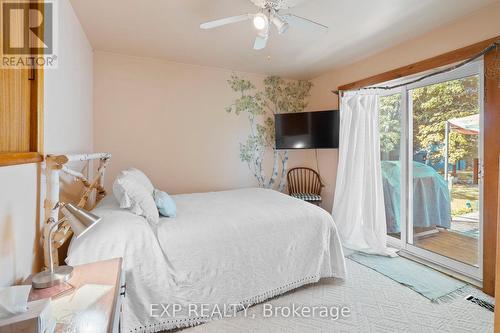 283 Rainbow Ridge Road, Kawartha Lakes (Little Britain), ON - Indoor Photo Showing Bedroom