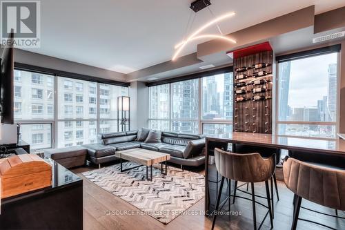 1704 - 1 Scott Street, Toronto, ON - Indoor Photo Showing Living Room