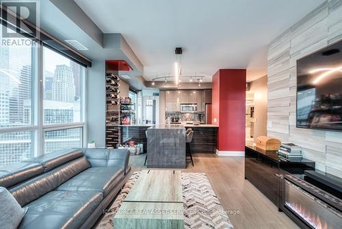 1704 - 1 Scott Street, Toronto, ON - Indoor Photo Showing Living Room