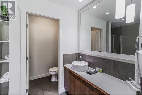 400 Stemwinder Drive Unit# 107, Kimberley, BC - Indoor Photo Showing Bathroom