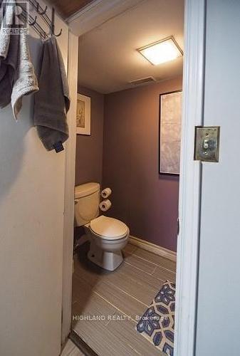 90 Clouston Avenue, Toronto, ON - Indoor Photo Showing Bathroom