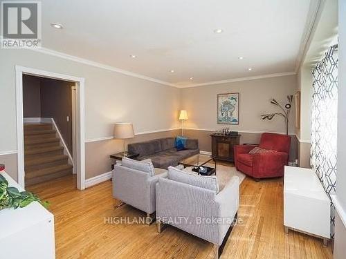 90 Clouston Avenue, Toronto, ON - Indoor Photo Showing Living Room