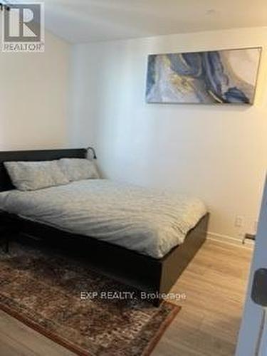 312 - 3100 Keele Street, Toronto, ON - Indoor Photo Showing Bedroom