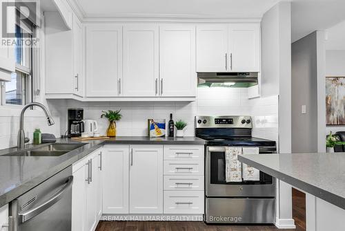 21 Farley Crescent, Toronto, ON - Indoor Photo Showing Kitchen With Stainless Steel Kitchen With Double Sink With Upgraded Kitchen