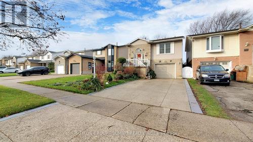 48 Bayview Drive, Grimsby, ON - Outdoor With Facade