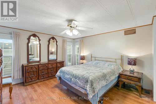 #248 - 3033 Townline Road, Fort Erie (327 - Black Creek), ON - Indoor Photo Showing Bedroom