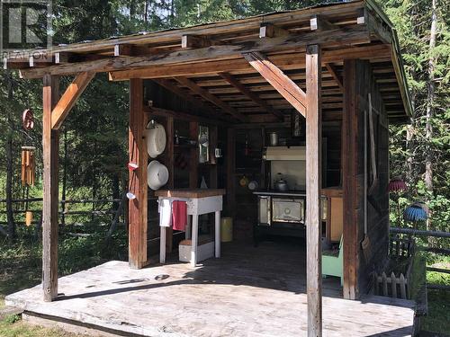 6221 Aalton Road, 100 Mile House, BC - Outdoor