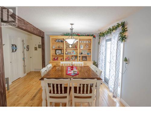 12286 242 Road, Fort St. John, BC - Indoor Photo Showing Dining Room